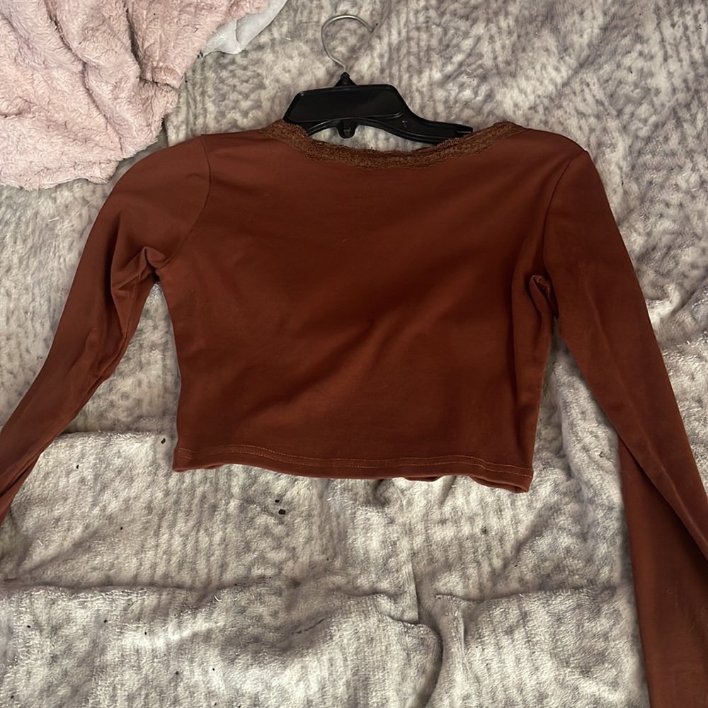 crop top - Picture 4 of 4